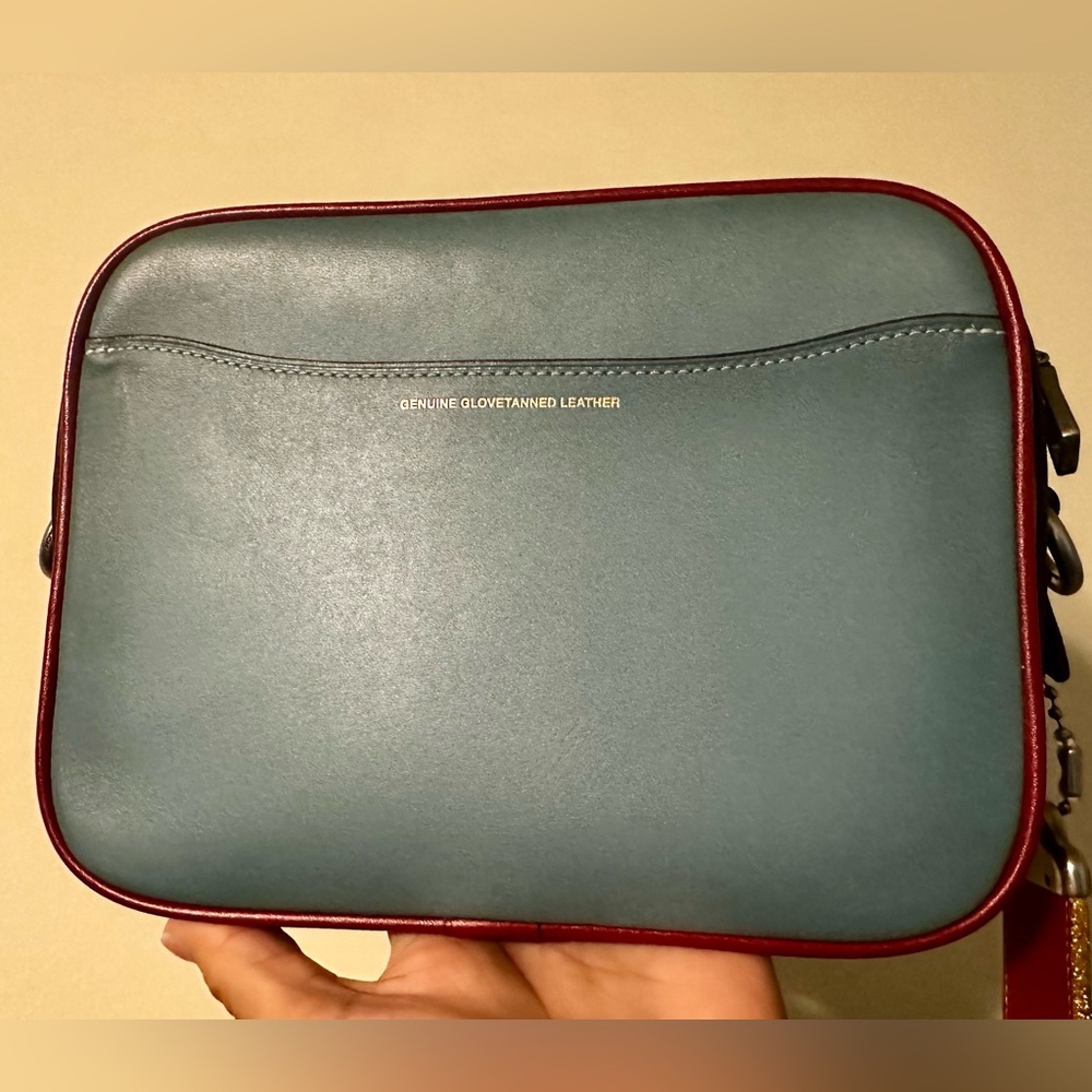 Coach Dylan Crossbody
With Embossed Sundae - Picture 5 of 11